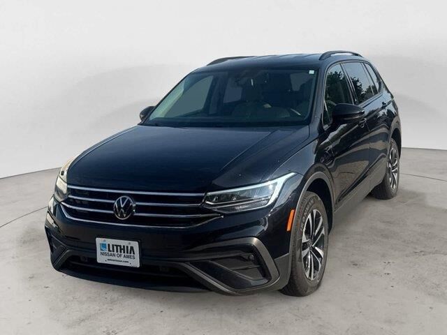 2022 Volkswagen Tiguan S — photo 1 of 1