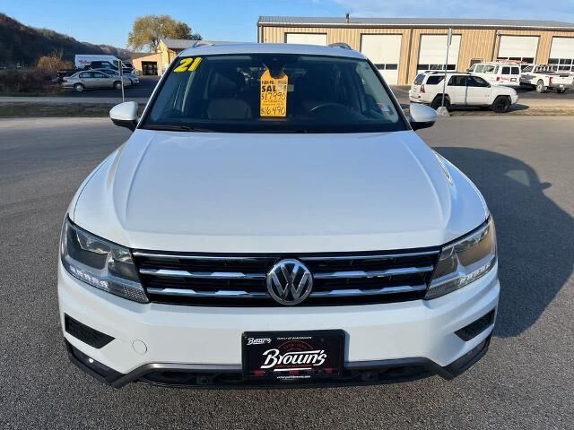 2021 Volkswagen Tiguan SE 4Motion