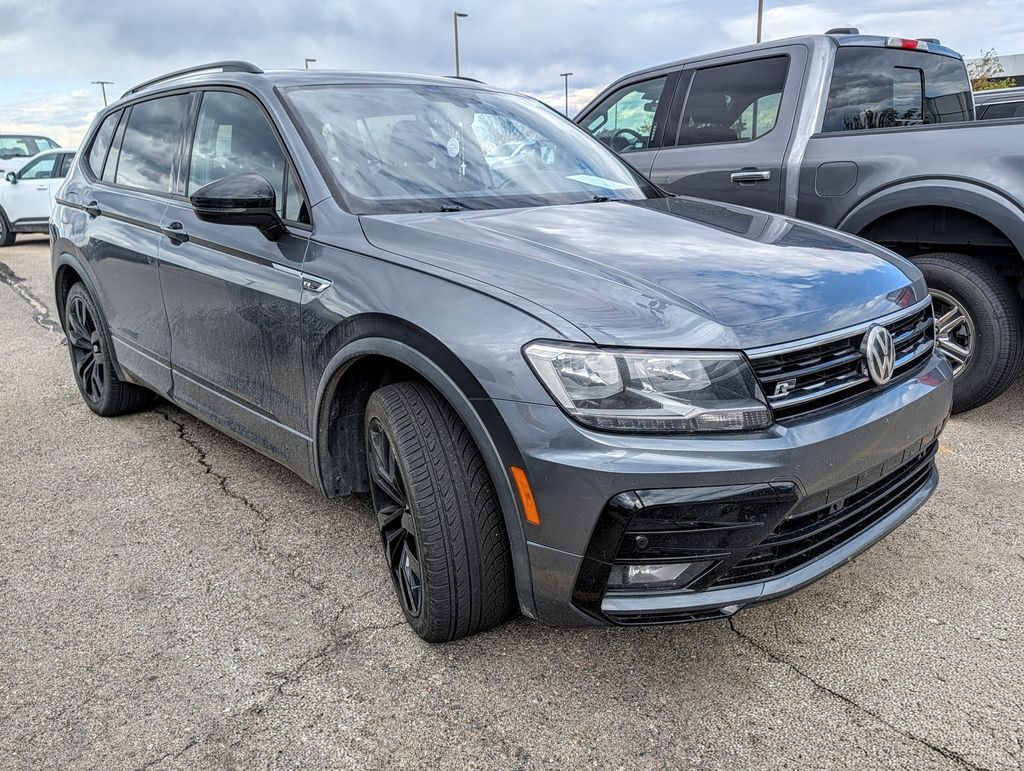 2021 Volkswagen Tiguan 2.0T SE R-Line Black — photo 1 of 6