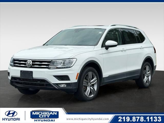 2021 Volkswagen Tiguan SE 4Motion — photo 1 of 13