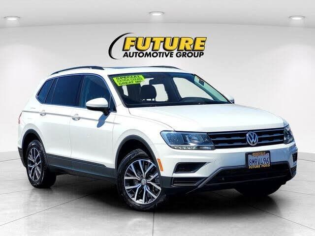 2019 Volkswagen Tiguan SE 4Motion — photo 1 of 1
