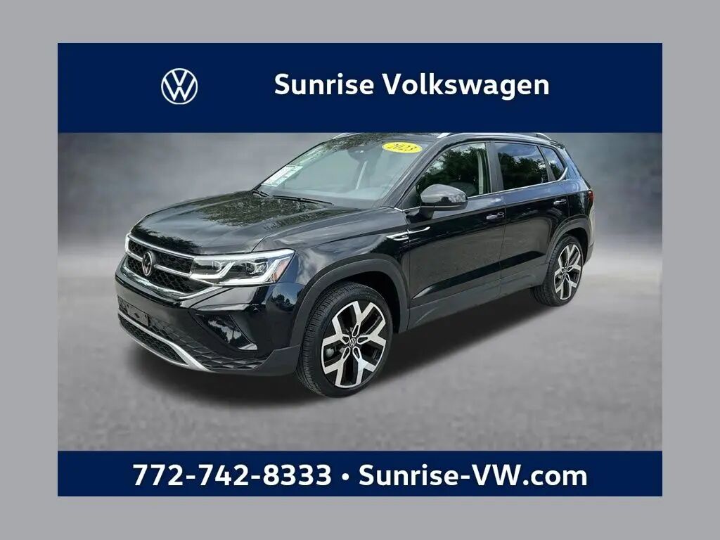 2023 Volkswagen Taos SEL 4Motion — photo 1 of 13