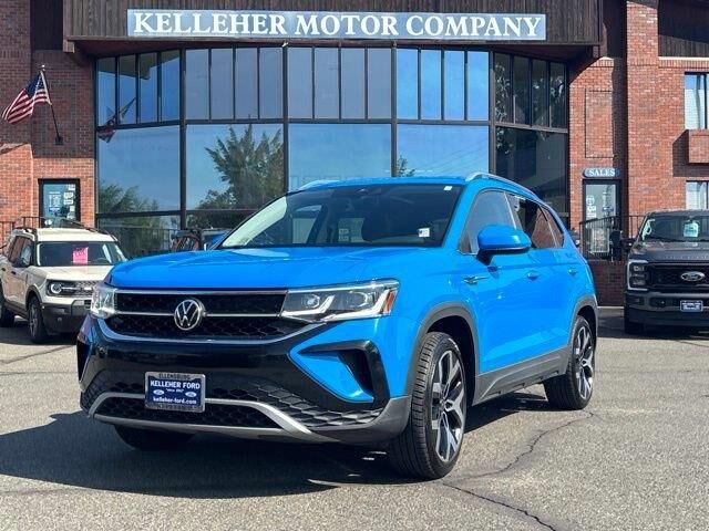 2022 Volkswagen Taos SEL 4Motion