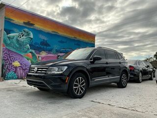 2020 Volkswagen Tiguan SE All-Wheel Drive, Panoramic Sunroof, 3rd Row Seats