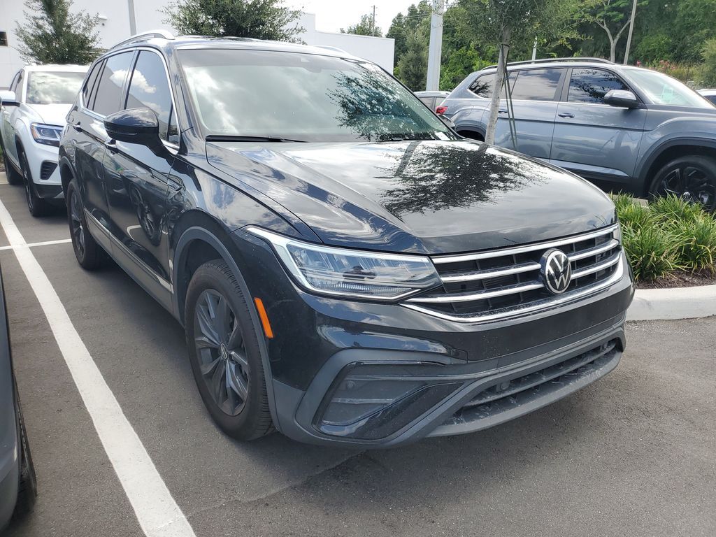 2024 Volkswagen Tiguan 2.0T SE — photo 1 of 1