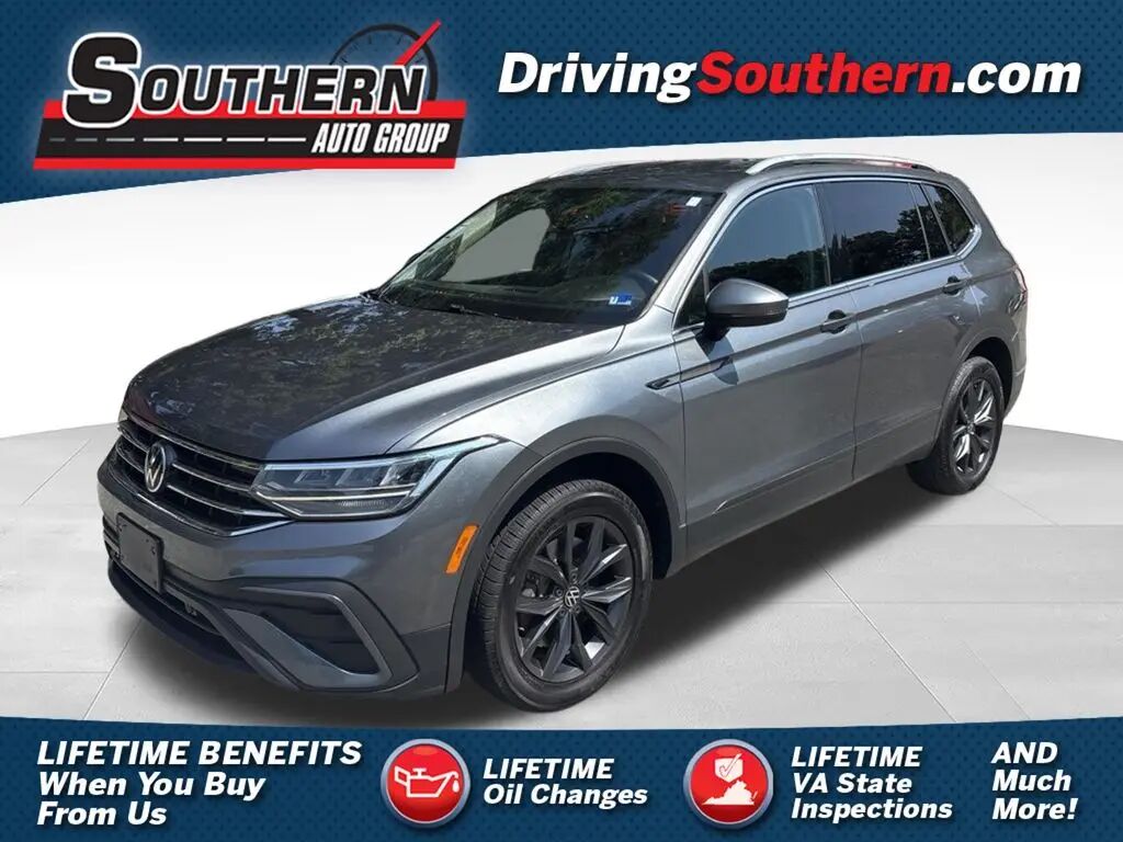 2022 Volkswagen Tiguan SE — photo 1 of 13