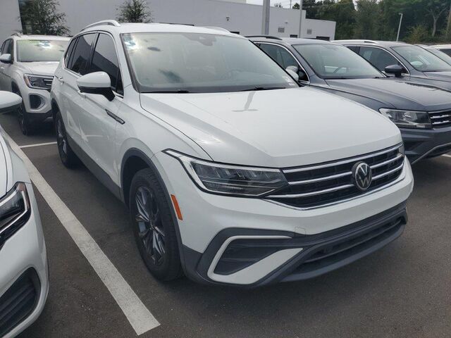 2022 Volkswagen Tiguan SE