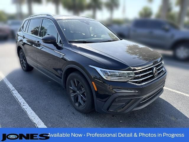 2024 Volkswagen Tiguan SE