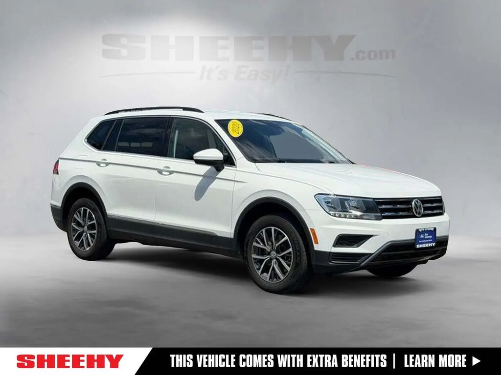 2020 Volkswagen Tiguan SE — photo 1 of 10