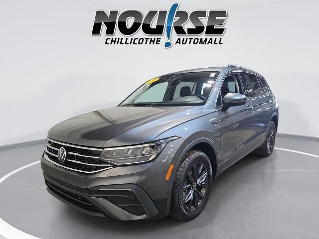 2024 Volkswagen Tiguan SE — photo 1 of 13