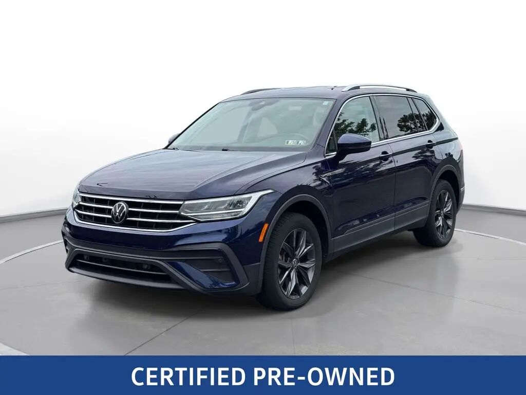 2023 Volkswagen Tiguan SE — photo 1 of 13