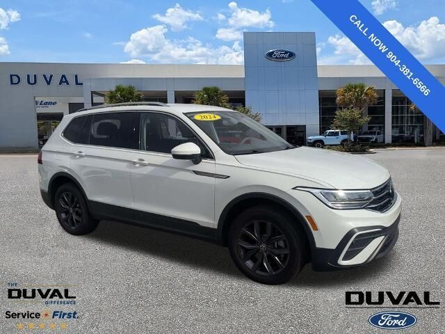 2024 Volkswagen Tiguan SE