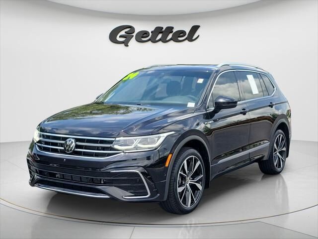 2024 Volkswagen Tiguan SEL R-Line 4Motion — photo 1 of 9