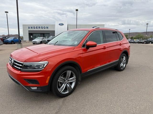 2018 Volkswagen Tiguan 2.0T SEL Premium