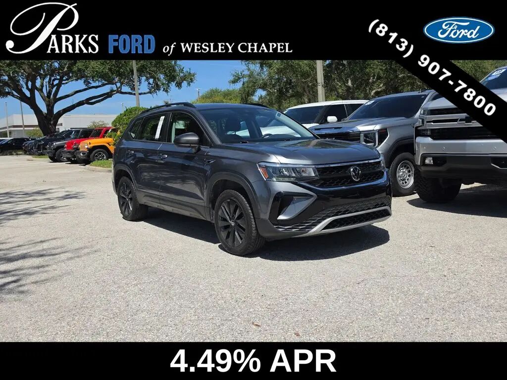 2024 Volkswagen Taos S — photo 1 of 13