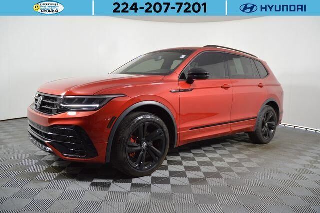 2024 Volkswagen Tiguan SE R-Line Black 4Motion — photo 1 of 12