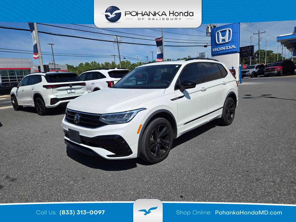 2024 Volkswagen Tiguan 2.0T SE R-Line Black — photo 1 of 13