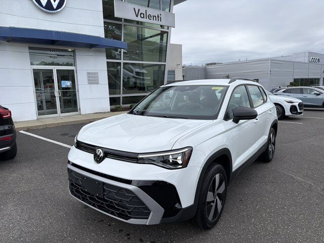 2025 Volkswagen Taos S