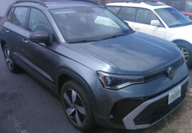 2025 Volkswagen Taos S 4Motion
