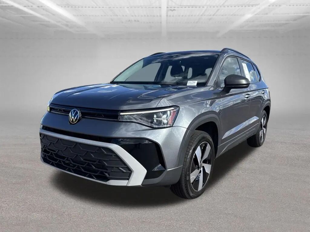 2025 Volkswagen Taos S 4Motion — photo 1 of 13