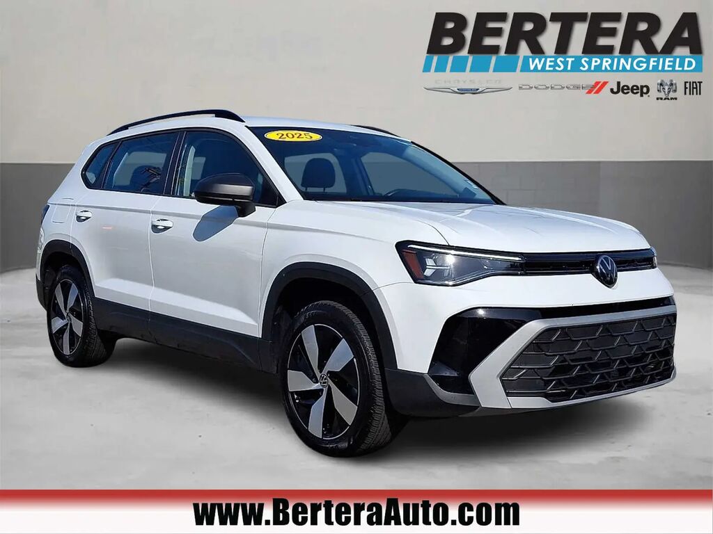 2025 Volkswagen Taos S 4Motion