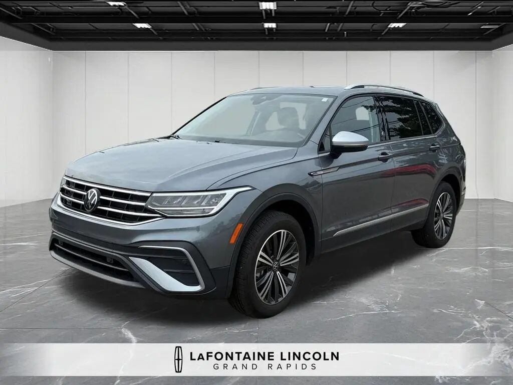 2024 Volkswagen Tiguan Wolfsburg Edition 4Motion — photo 1 of 13