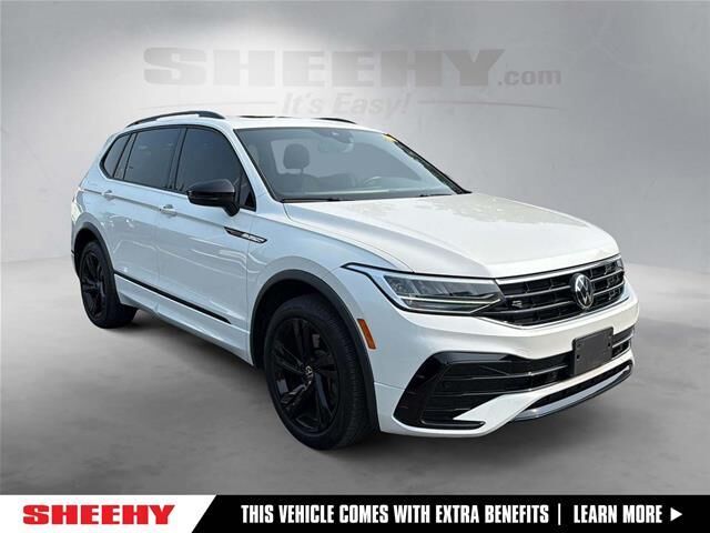 2023 Volkswagen Tiguan SE R-Line Black
