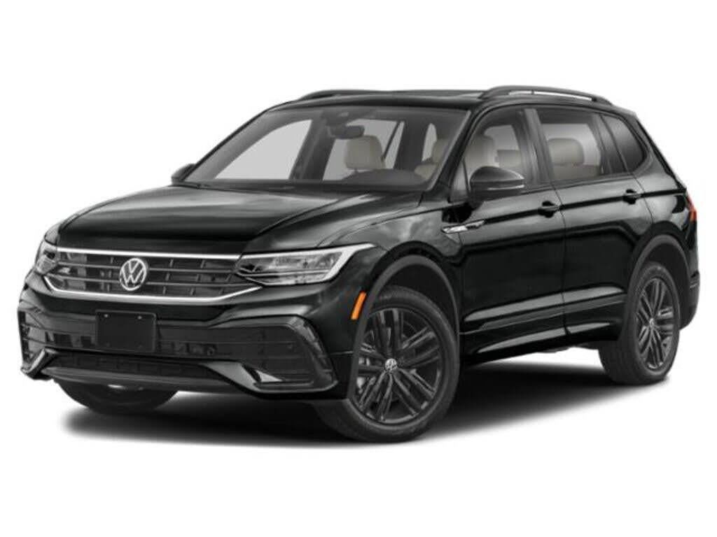 2023 Volkswagen Tiguan SE R-Line Black — photo 1 of 1