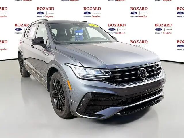 2022 Volkswagen Tiguan SE R-Line Black