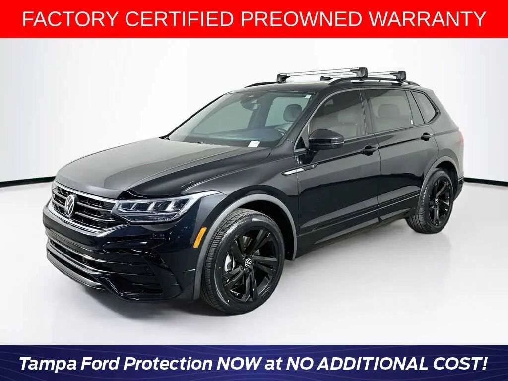 2023 Volkswagen Tiguan SE R-Line Black