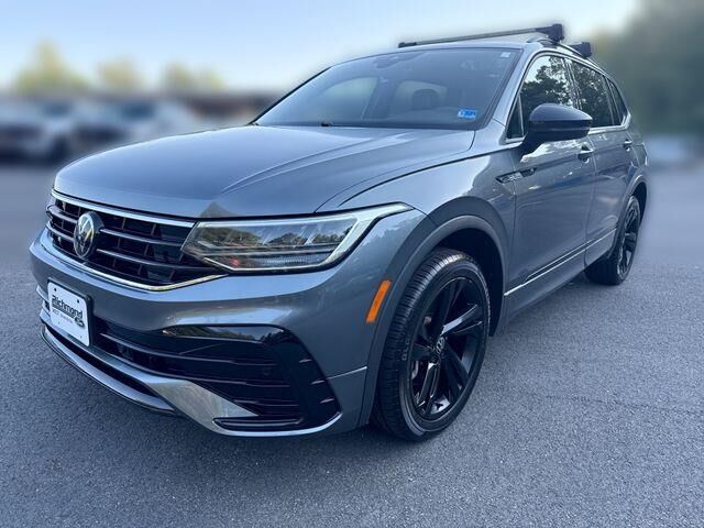 2024 Volkswagen Tiguan SE R-Line Black