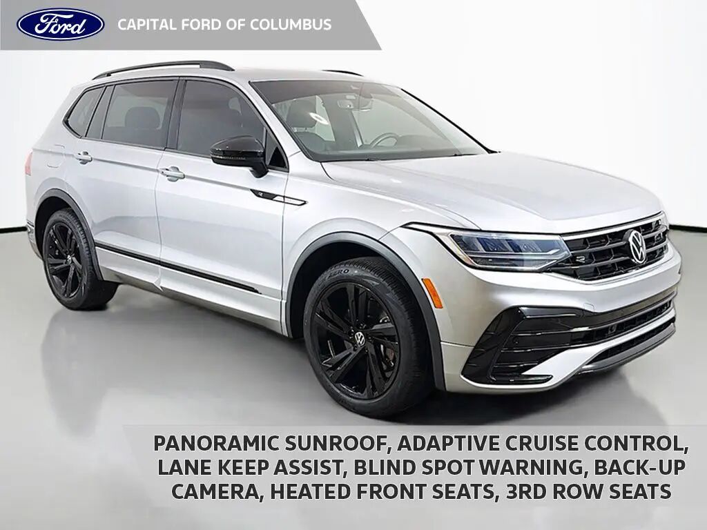 2023 Volkswagen Tiguan SE R-Line Black