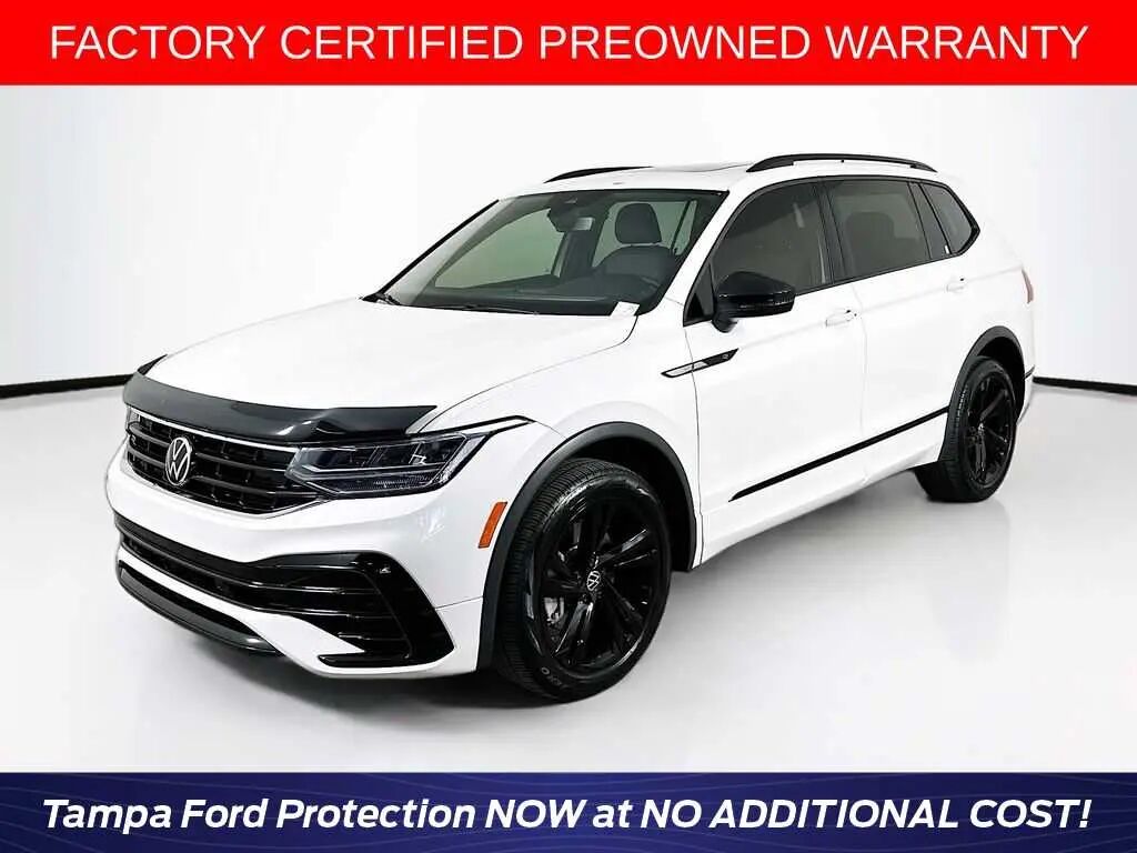 2023 Volkswagen Tiguan SE R-Line Black