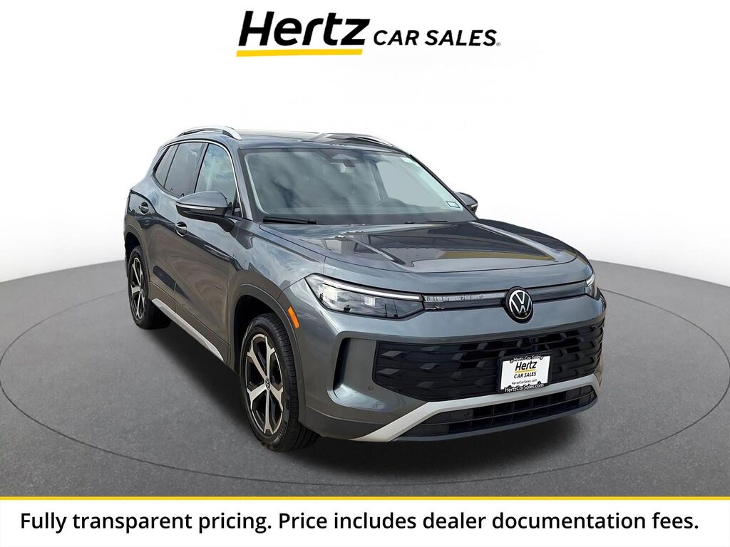 2026 Volkswagen Tiguan SE — photo 1 of 11
