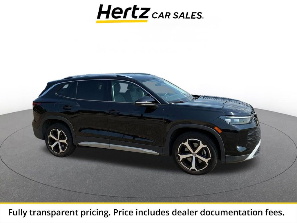 2026 Volkswagen Tiguan SE — photo 1 of 11