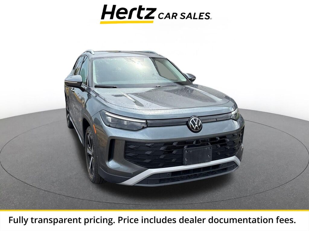 2026 Volkswagen Tiguan SE — photo 1 of 4