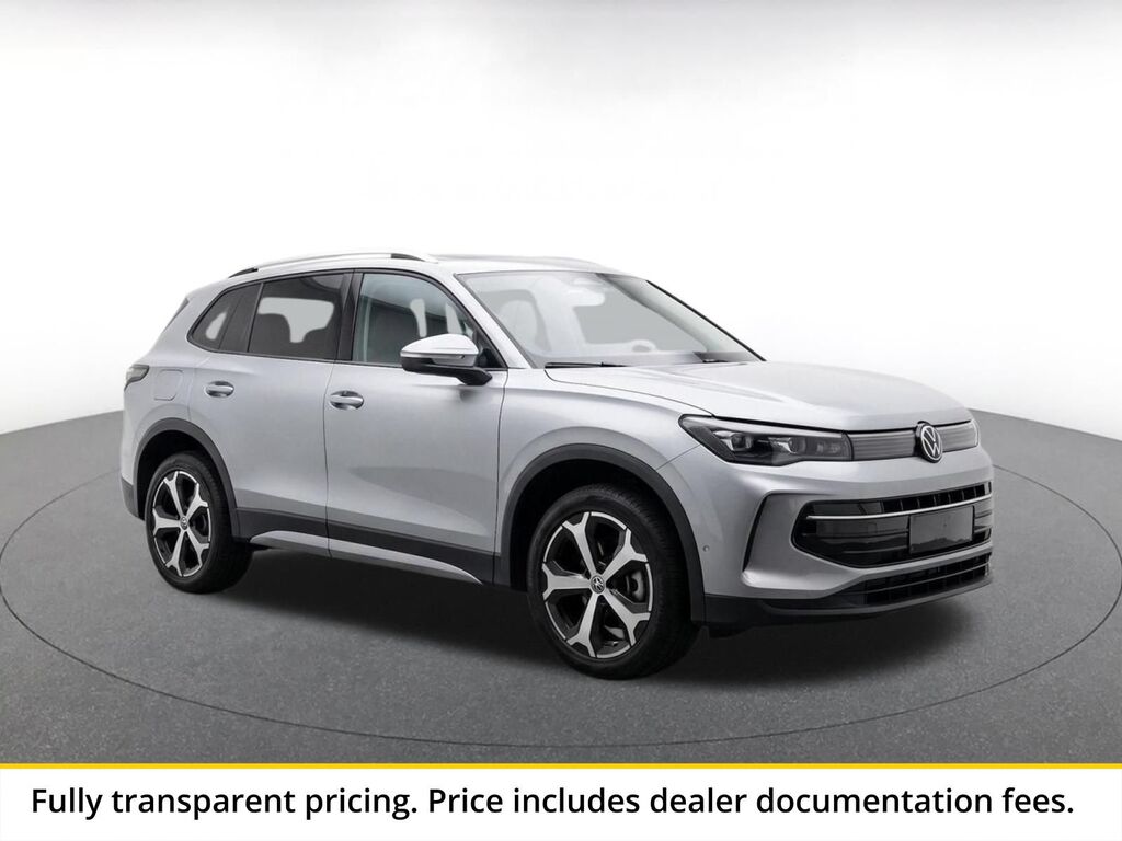 2026 Volkswagen Tiguan SE — photo 1 of 10
