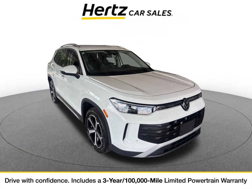 2026 Volkswagen Tiguan SE — photo 1 of 11