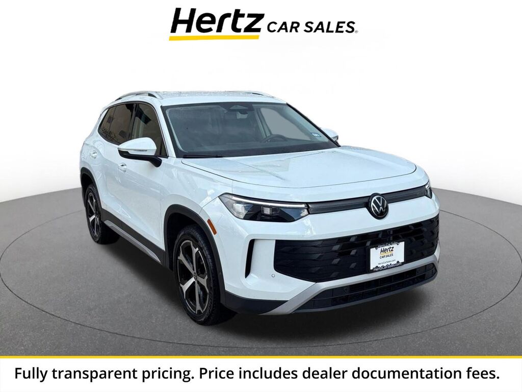 2026 Volkswagen Tiguan SE — photo 1 of 11