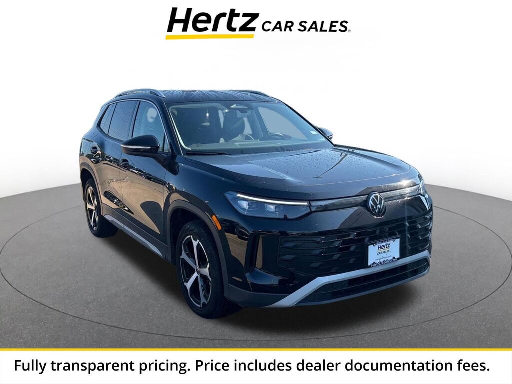 2026 Volkswagen Tiguan SE — photo 1 of 11
