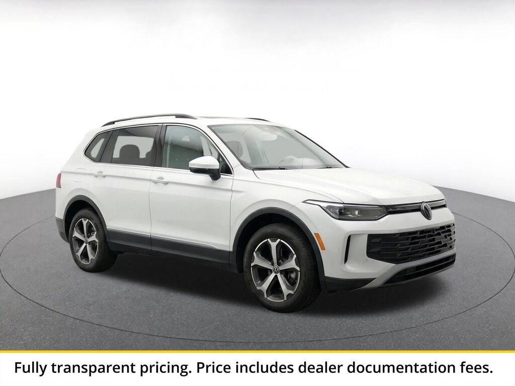 2026 Volkswagen Tiguan SE — photo 1 of 10