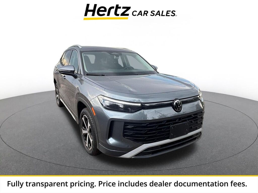 2026 Volkswagen Tiguan SE — photo 1 of 11