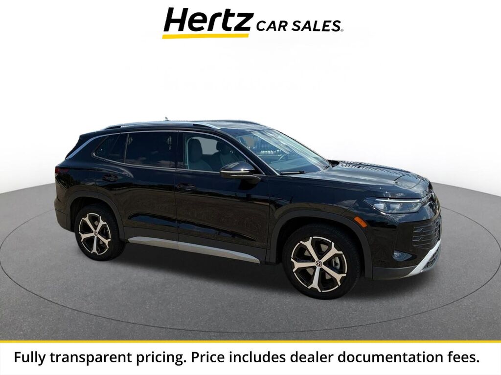 2026 Volkswagen Tiguan SE — photo 1 of 11