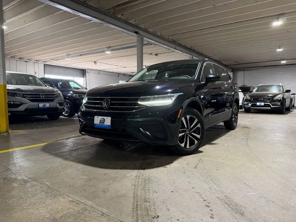 2023 Volkswagen Tiguan S 4Motion — photo 1 of 13