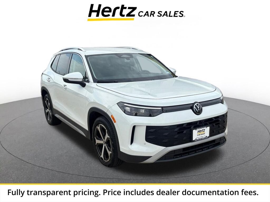 2026 Volkswagen Tiguan SE — photo 1 of 11