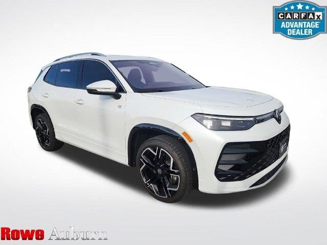 2025 Volkswagen Tiguan SEL R-Line 4Motion