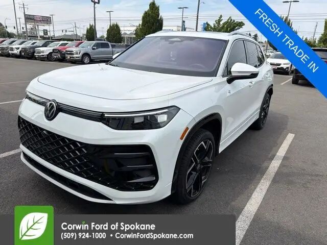 2025 Volkswagen Tiguan SEL R-Line 4Motion