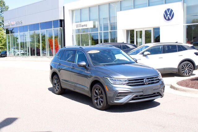 2023 Volkswagen Tiguan SE 4Motion