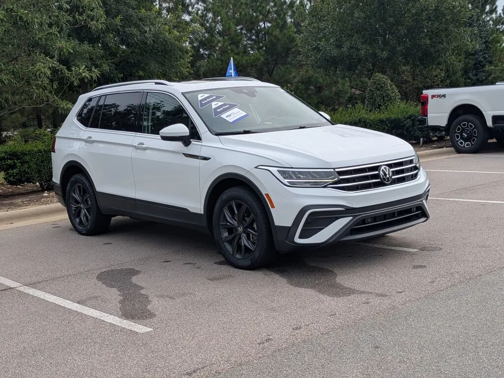 2024 Volkswagen Tiguan Wolfsburg Edition 4Motion — photo 1 of 13