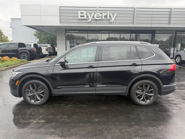 2023 Volkswagen Tiguan SE